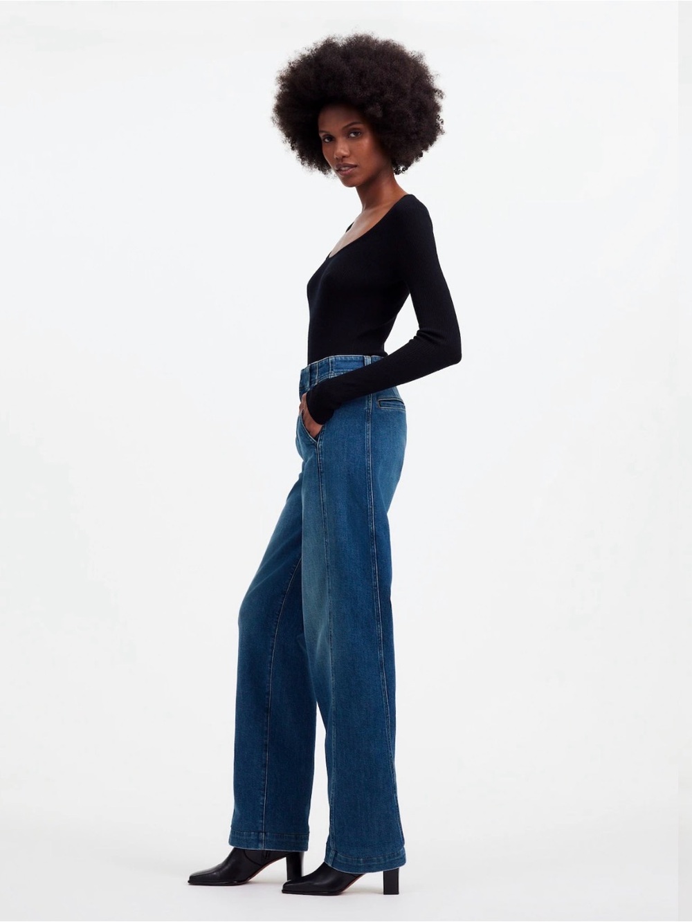Madewell High-Rise Wide-Leg Tapered Jeans — Blue - Picture 2 of 7